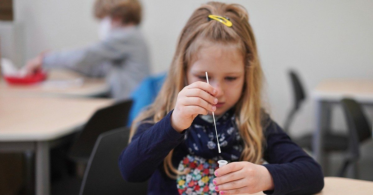 Covid, vaccino ai bambini? Il presidente dei pediatri in Germania: “L’immunità di gregge non può essere un criterio. Non possono essere costretti a proteggere gli adulti”