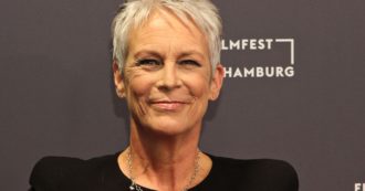 Copertina di “Chi avrebbe immaginato che mentire sulla salute cognitiva di Biden per due anni e rifiutarsi di fare una convention aperta non sarebbe stato vincente?”: le star si sfogano sui social, da Jamie Lee Curtis ad Adam McKay