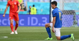 In ginocchio contro il razzismo: perché penso che la logica dei gesti simbolici generi mostri