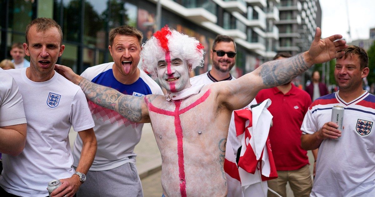 Europei, l’Inghilterra (con picco di variante Delta) gioca a Roma. Biglietti annullati, ma c’è un altro modo per controllare gli ingressi: “La regola Ue sul ripristino dei controlli alle frontiere”