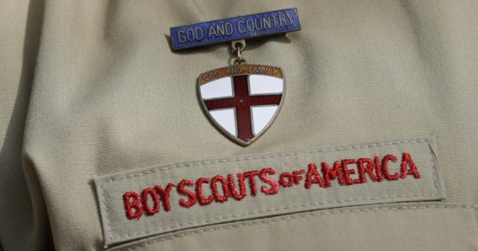 Usa, Boy Scouts of America accusata di abusi sessuali: patteggiato accordo record da 850 milioni di dollari