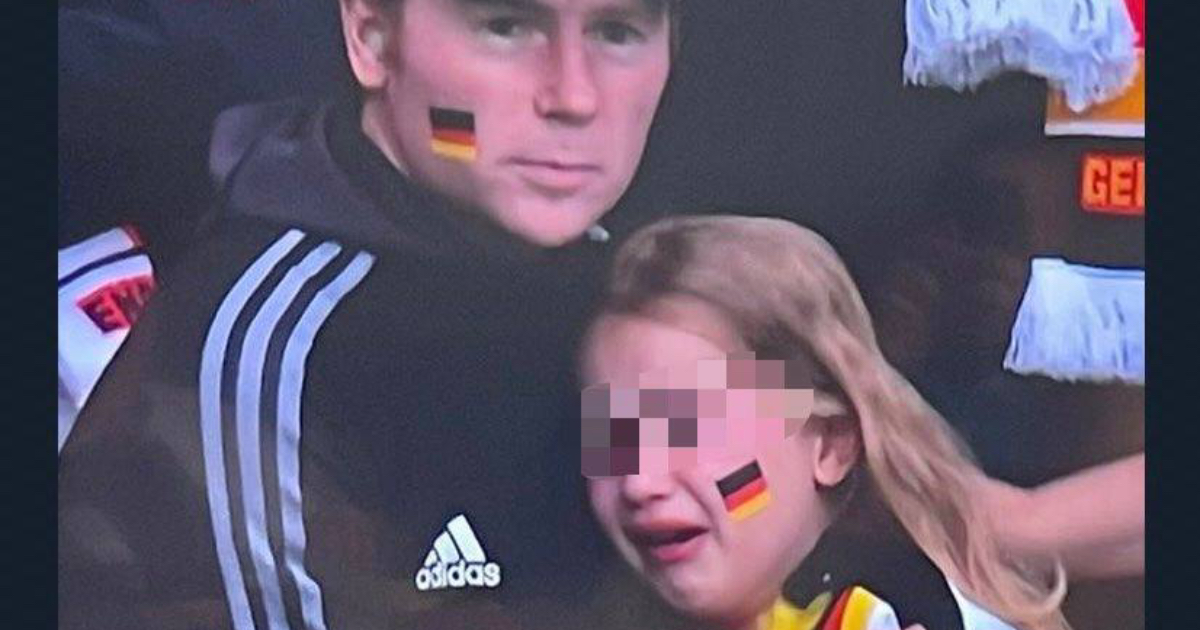 Europäer 2021, eine Spendenaktion für kleine deutsche Fans, die in den sozialen Medien verspottet wurden, läuft.  Aber er ist weg