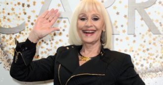 Copertina di Per conoscere cosa ha rappresentato Raffaella Carrà consiglio di vedere un film spagnolo