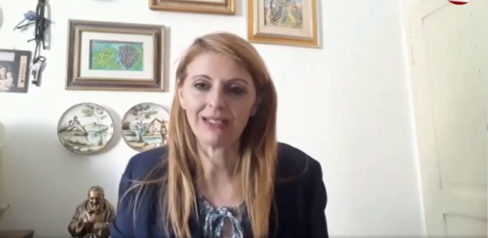 Ddl Zan, per la Garante infanzia dell’Umbria “si legittimano rapporti con animali, poligamia e incesto”. Lgbt e opposizioni: “Si dimetta”