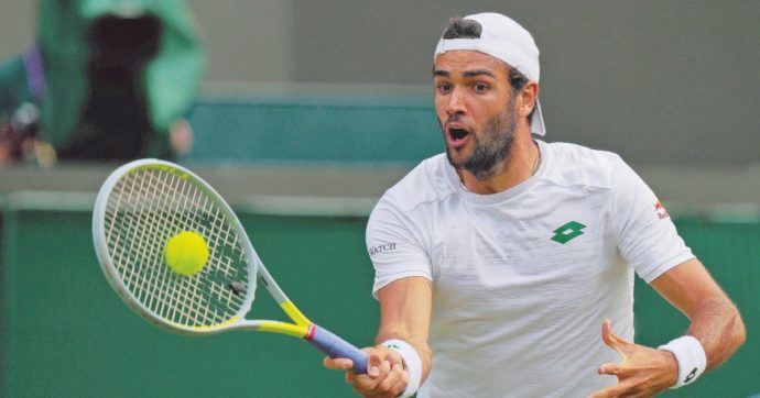 Copertina di Berrettini vola in semifinale, mentre Federer si è arreso