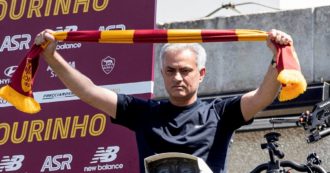 Copertina di Nel regno di Mou: zero quarantena, zero mascherina