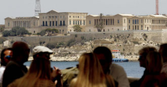 Copertina di Malta, aumento esponenziale dei casi di Covid, 70 ragazzi italiani bloccati sull’isola. Dal 14/7 chiuse le scuole di lingue
