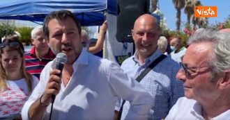 Copertina di Euro2020, Salvini: “Spero di inginocchiarmi non prima, come qualcuno vorrebbe, ma alla fine della partita”