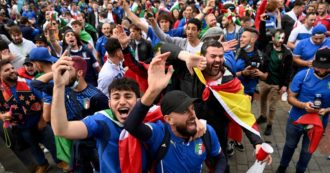 Copertina di “Mille” a Londra: costi proibitivi, poi tamponi e quarantena