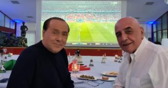 Copertina di Italia campione d’Europa, Silvio Berlusconi guarda la finale con Adriano Galliani. Prima il tweet cauto, poi esulta: “Ci avete regalato notti magiche”