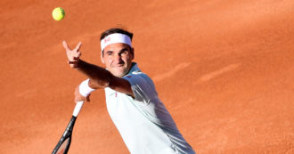 Copertina di Tokyo 2020, Federer non parteciperà alle Olimpiadi: “Battuta d’arresto al ginocchio. Ho già iniziato la riabilitazione”