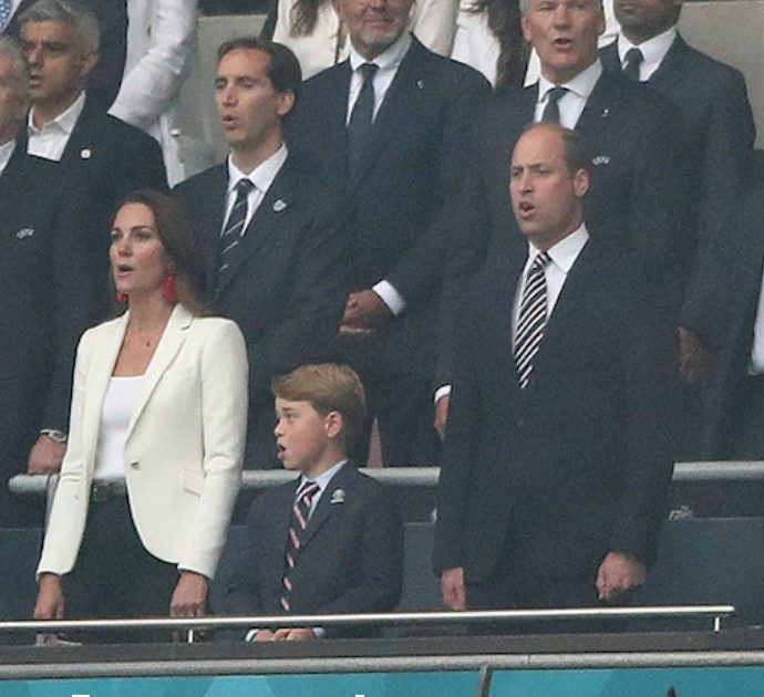 Lite tra Kate Middleton e il principe William prima di Italia-Inghilterra. Il motivo? Il piccolo George