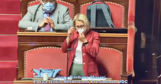 Copertina di La senatrice di Forza Italia difende il ddl Zan e si commuove: “Quando mia madre capì di me disse ‘ho paura per te'”. 10 giorni fa il suo coming out
