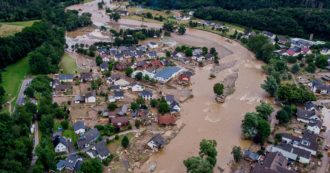 Alluvione Germania e Belgio, almeno 118 vittime e oltre mille dispersi: ‘Ruscelli diventati fiumi in piena’. Seehofer: ‘Colpa della crisi climatica’