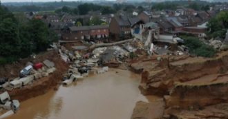 Copertina di Germania, dopo l’alluvione la frana. Le immagini aeree da Erftstadt-Blessem sono impressionanti: “Una catastrofe”