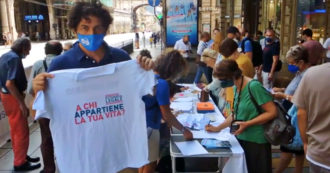 Copertina di Referendum eutanasia, Cappato a Genova per spingere le firme: “Cartabia tolga il veto sulla firma digitale, contagi stanno risalendo”