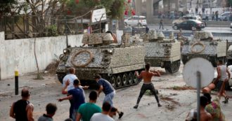 Copertina di Bancarotta, Covid e litigi. Libano nelle mani di dio