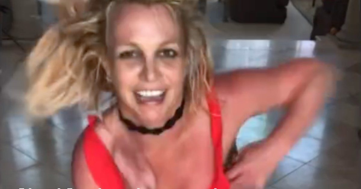 Britney Spears si arrabbia sul serio: “Nessuna esibizione live finché comanda mio padre”