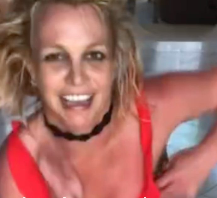 Britney Spears si arrabbia sul serio: “Nessuna esibizione live finché comanda mio padre”
