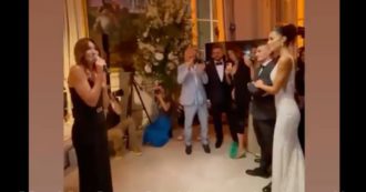 Copertina di Carla Bruni canta al matrimonio di Marco Verratti (ma tutto finisce ‘a colpi’ di Al Bano) – VIDEO