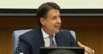 Copertina di Conte ai parlamentari M5s: “Dobbiamo essere protagonisti. Con Draghi chiaro sulla giustizia, c’è un limite che non possiamo oltrepassare”