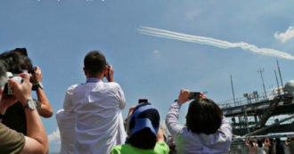 Copertina di Tokyo 2020, l’aeronautica giapponese disegna i cinque cerchi olimpici in cielo – Video
