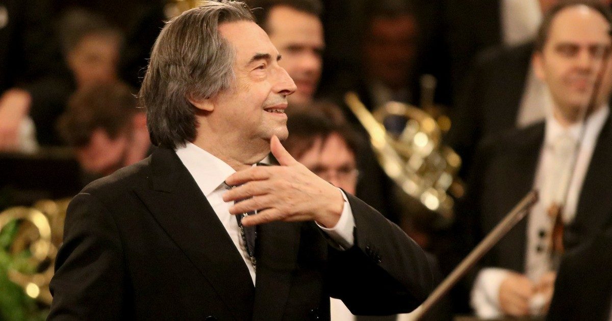 Riccardo Muti: “I media ci parlano dei Maneskin o Maneskot e dei rapper. Stiamo bruciando i ponti con la cultura”