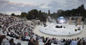 Teatro greco di Siracusa, bastava parlarne. Ora ci sono quattro posti auto per disabili all’ingresso