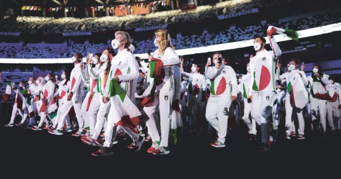 Copertina di Olimpiadi, inaugurazione spettrale a Tokyo L’Italia con 384 atleti, punta al record di ori