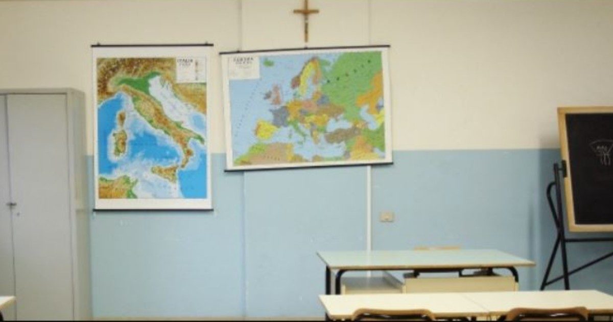 Sempre meno religione nelle scuole italiane: altri 20mila studenti scelgono l’ora alternativa