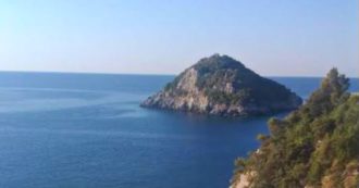Copertina di Davide Virzi, da guida ambientale a direttore di Bergeggi: l’area marina più piccola d’Italia. ‘Preservare è imperativo, lo chiede anche l’Ue’