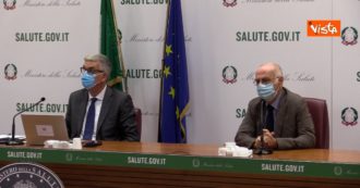 Copertina di Vaccini, Rezza: “Se vogliamo salvarci bisogna renderli accessibili anche ai Paesi più poveri”