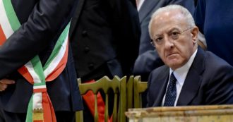 Copertina di Parla l’ex commissario Asl: “Io, vittima degli uomini di De Luca perché dissi di no”