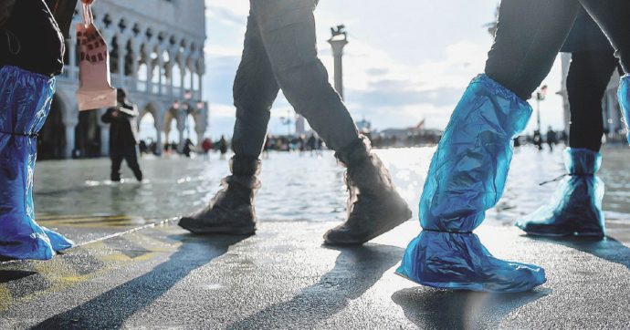 Copertina di Venezia, se c’è l’acqua alta il Mose non si può tirar su