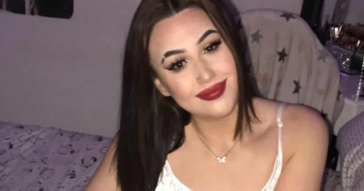 Eva Aston, 20enne sopravvissuta all’attentato alla Manchester Arena trovata senza vita: “Non si era più ripresa da quell’esperienza”