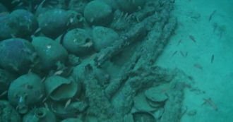 Copertina di Archeologia, scoperto il relitto di una nave romana con un carico di anfore sul fondale delle Egadi