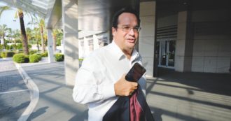 Copertina di Durigon, Giuseppe Conte al Fatto: “Si dimetta dal Governo, frasi su Mussolini aberranti”