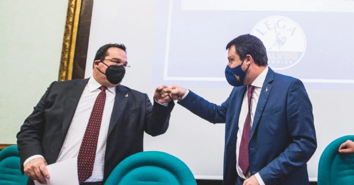 Salvini dopo una settimana parla di Durigon e nega la realtà: “Non ha chiesto di cambiare il nome del parco, nella Lega nessun nostalgico”