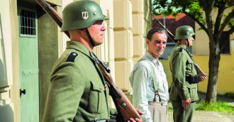 Copertina di Il “Charlatan” della scienza che curava con erbe e urina