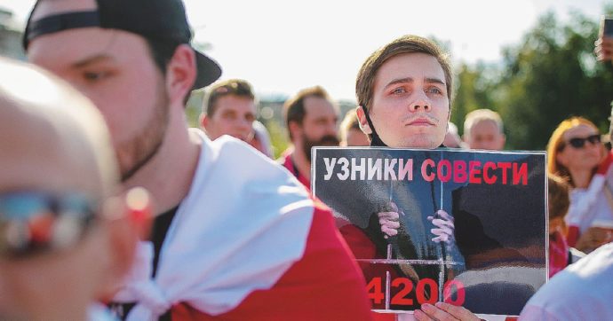 Gli artisti italiani danno voce  agli “Imbavagliati” di Minsk