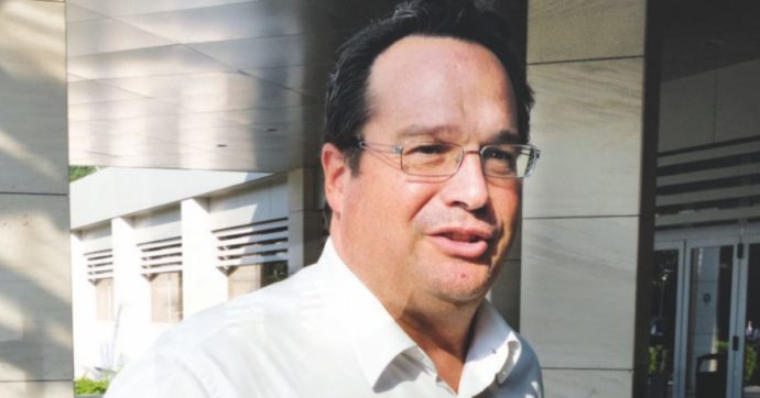 Caso Durigon, Flores D’Arcais: “Il leghista è incivile, Draghi è suo complice visto che ancora tace”