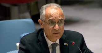 Copertina di L’ambasciatore afgano all’Onu: “Preoccupati che i talebani non onorino impegni. Persone a Kabul terrorizzate, iniziate perquisizioni casa per casa”