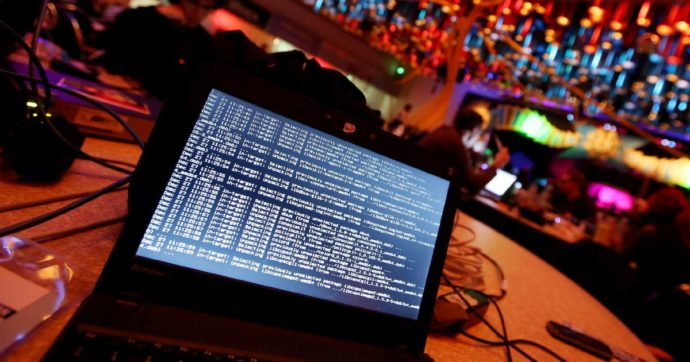 Padova, attacco hacker all’Unità locale socio sanitaria: attività sospese per ore. Si rischia di perdere i dati: il “virus” chiede un riscatto