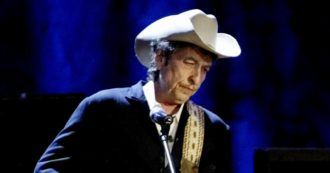 Copertina di Il Menestrello accusato di molestie. Il manager: “No, era con Joan Baez”