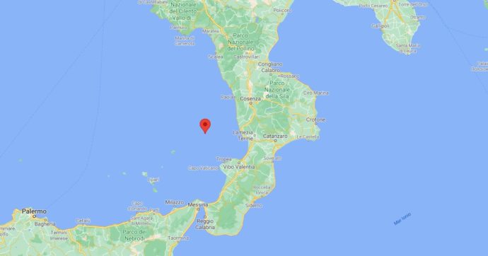 Terremoto in Calabria, scossa di magnitudo 4.4 al largo della costa tirrenica