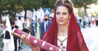 Copertina di 727 anni di “Perdonanza”: L’Aquila tra sacro e profano