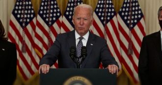 Copertina di Afghanistan, Biden: “Siamo in costante contatto con i talebani per garantire l’evacuazione sicura degli americani e delle persone in pericolo”