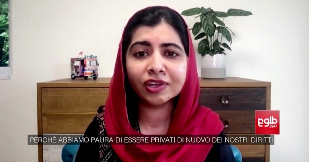 La premio Nobel Malala Yousafzai: “Preoccupata per le mie sorelle afghane. Tutte hanno paura, ricordano il periodo del regime dei talebani”