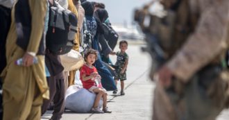 Copertina di Afghanistan, i cittadini evacuati in Italia andrebbero trattati come testimoni di giustizia