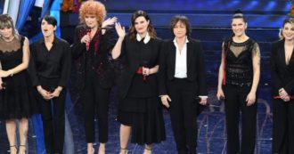 Copertina di Afghanistan, da Laura Pausini a Fiorella Mannoia donati 200mila euro a Pangea per salvare le donne in pericolo